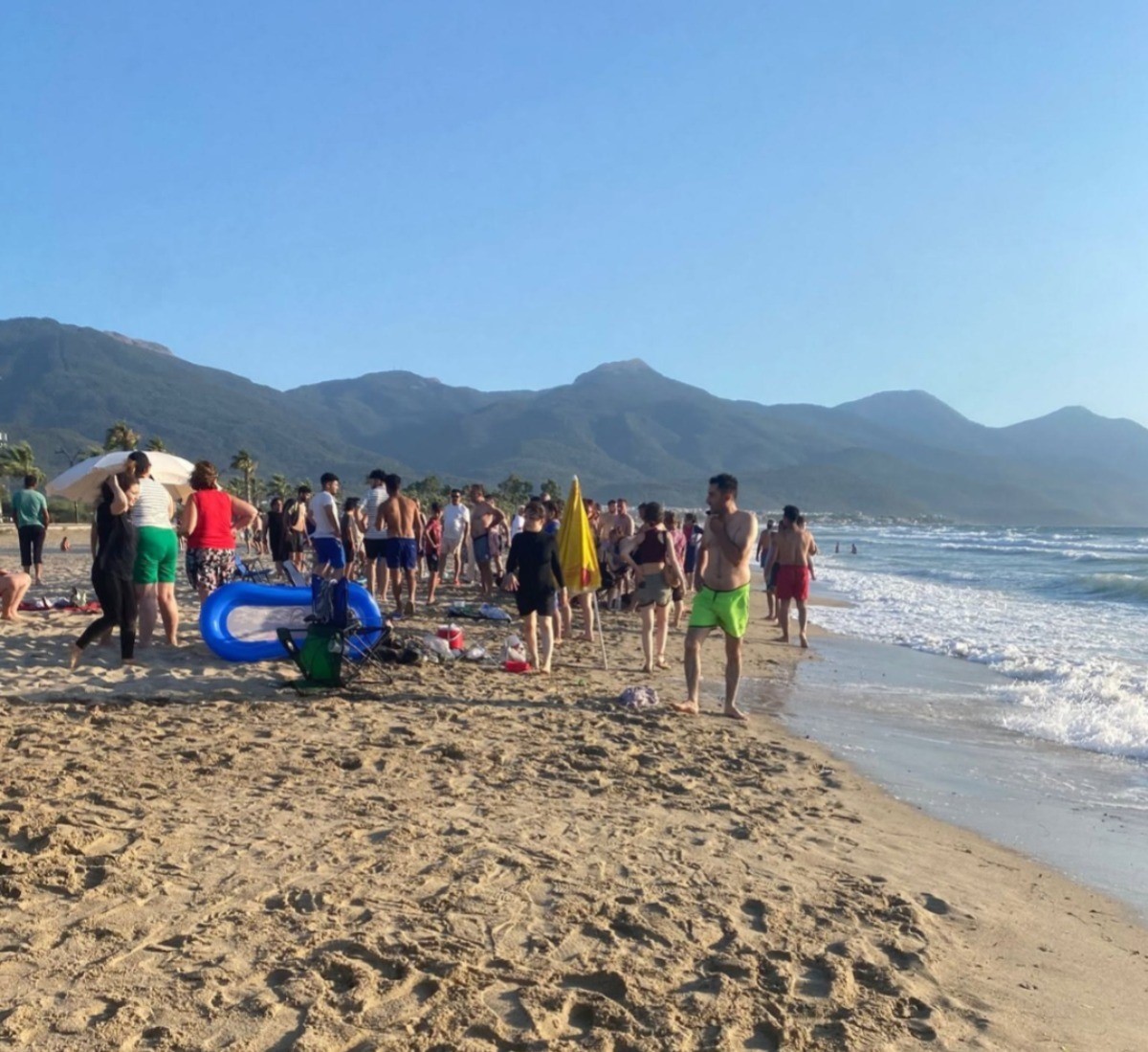 Kuşadası'nda Denizde Tehlike: 4 Kişi Boğularak Hayatını Kaybetti