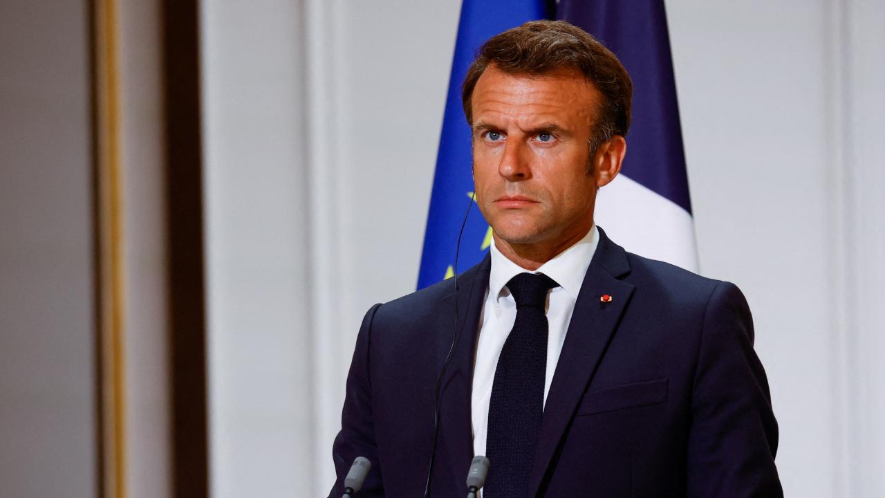 Macron'dan Şok Uyarı! PSG Zaferi Kutlamaları Kabusa Döndü: Şiddete Sıfır Tolerans!