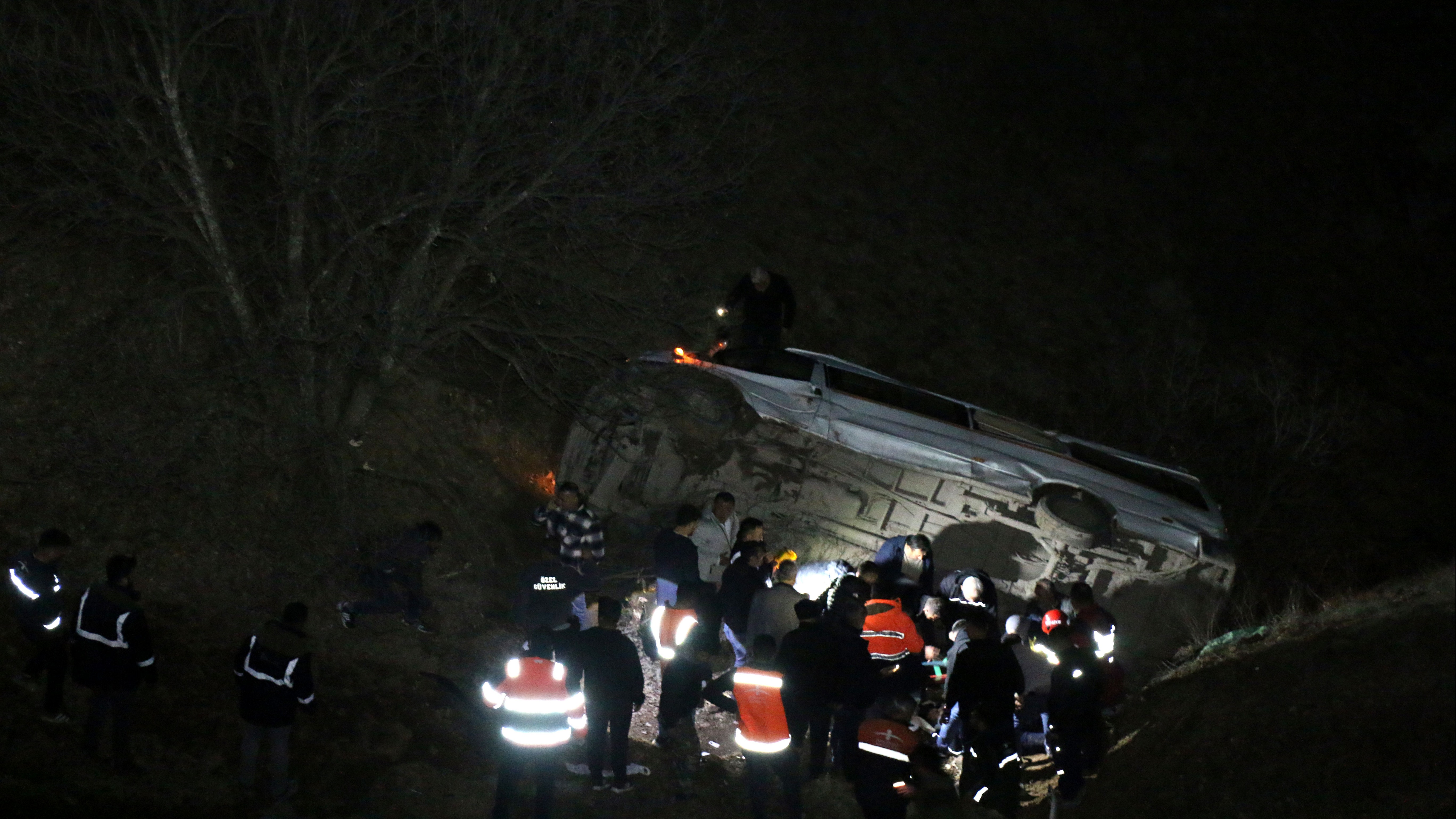 Malatya'da Facia! Maden İşçilerini Taşıyan Servis Devrildi: Acı Kayıplar Var!