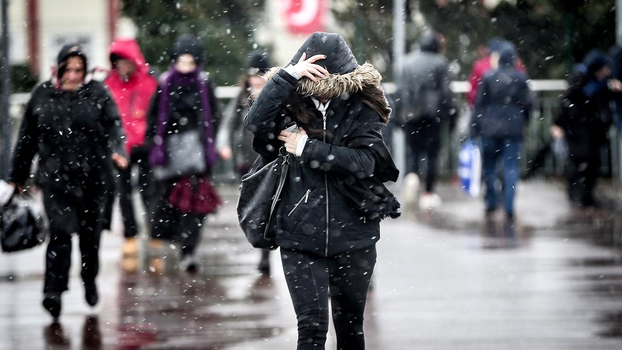 Mayıs'ta Kar Sürprizi! Hava Durumu Alarm Veriyor: Türkiye'de Beyaz Şok!