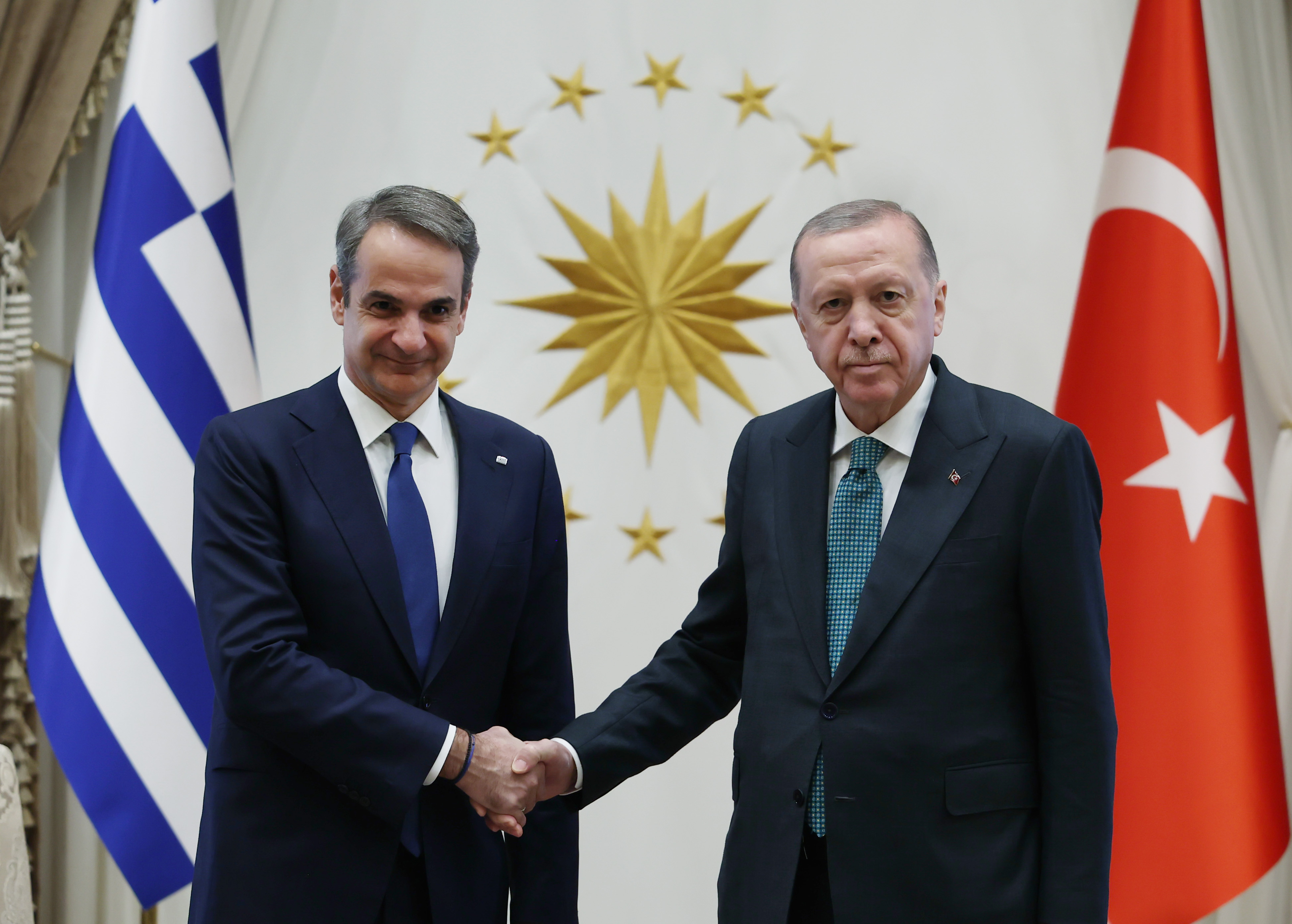 Miçotakis'ten Türkiye Mesajı: Yan Yana Yaşamak Zorundayız