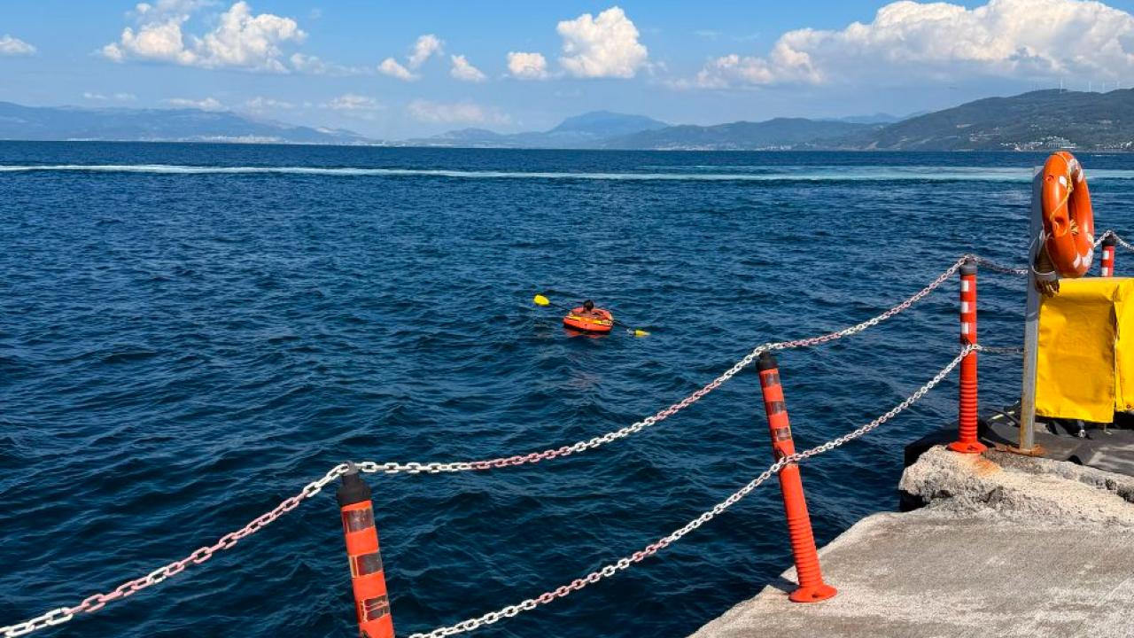 Mudanya'da Denizde Sürüklenen Çocuk Sahil Güvenlik Tarafından Kurtarıldı