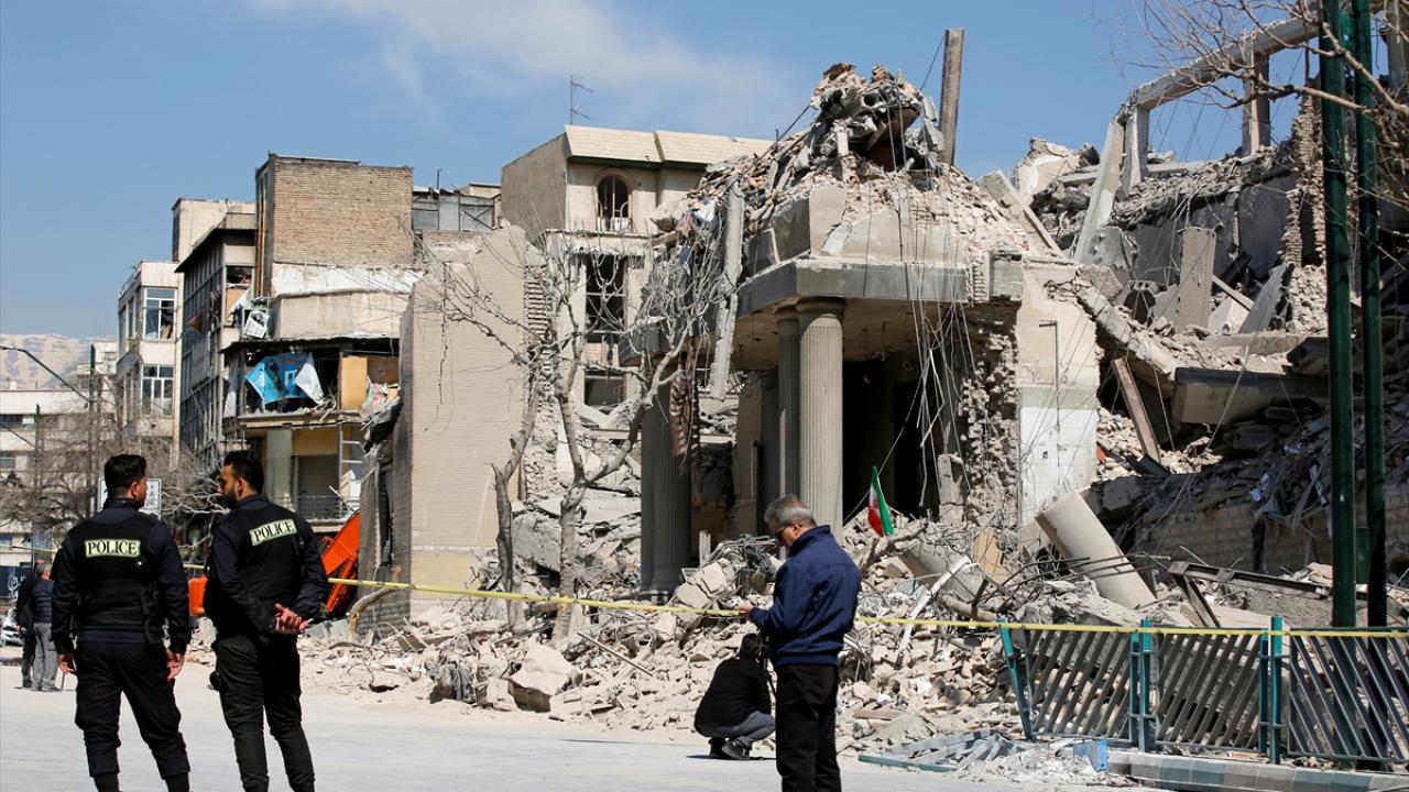 Ortadoğu'da Yıkım! ABD ve İsrail'in Saldırıları Eğitim ve Sağlık Merkezlerini Yerle Bir Etti!