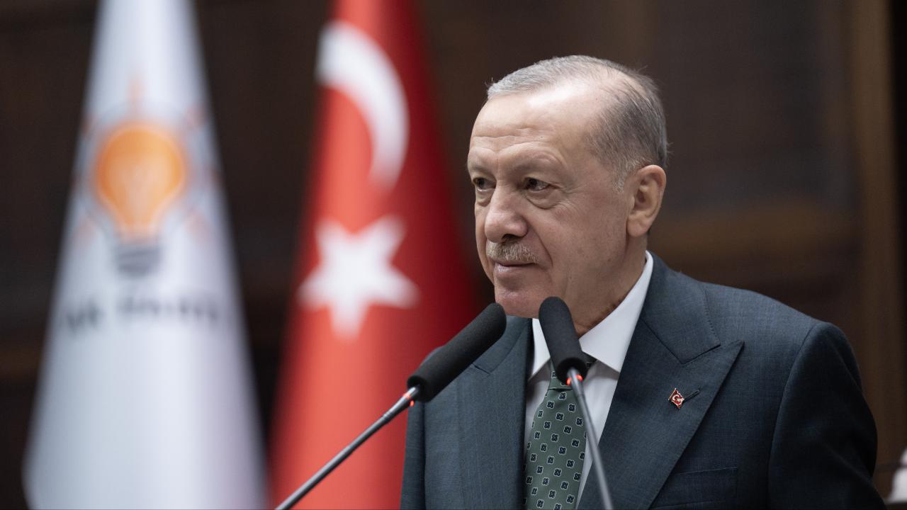 Şampiyonluk Coşkusu! Erdoğan'dan Fenerbahçe Opet'e Özel Tebrik!