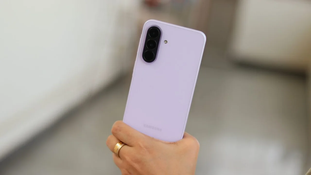 Samsung'dan Bomba Gibi Hamle! Galaxy A27'nin Fiyatı Dudak Uçuklatacak!