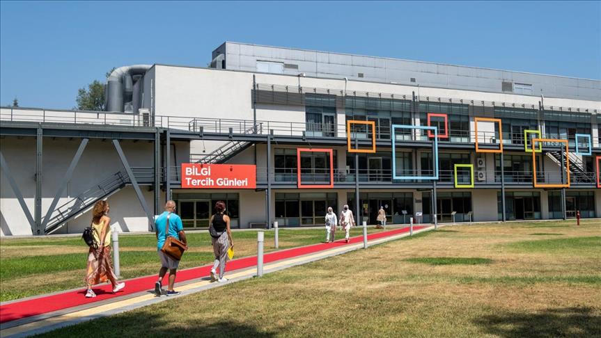 Şok Gelişme! Bilgi Üniversitesi Kapandı, Öğrenciler Ne Yapacak? YÖK'ten Açıklama Geldi!