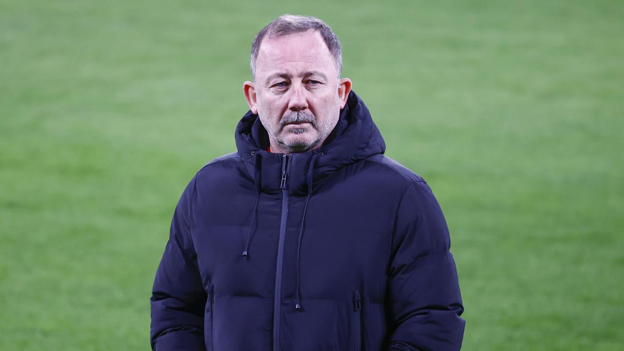 Şok İstifa! Beşiktaş'ta Deprem: Sergen Yalçın Dönemi Sona Erdi!