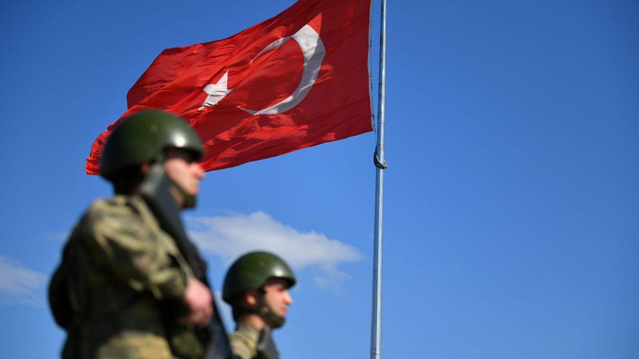 Sözleşmeli Erbaş ve Erler İçin Yeni Dönem: Kamuda İstihdam Hakkı Yasalaştı