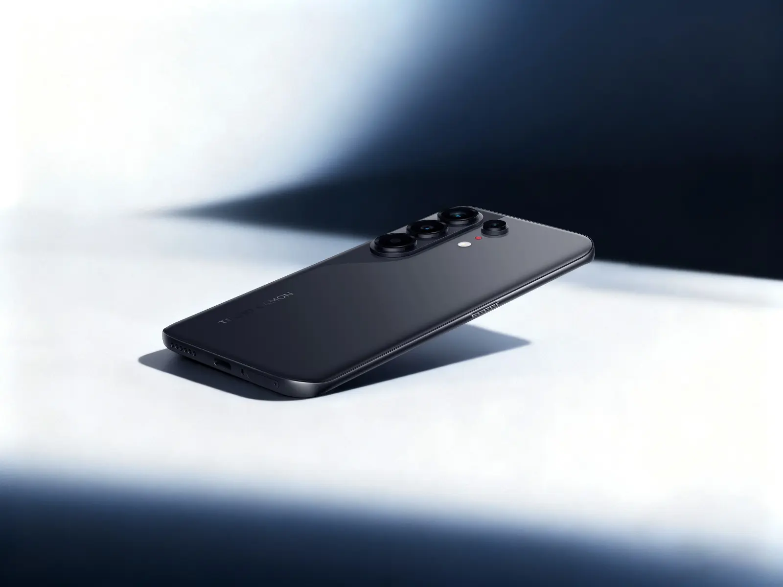 TECNO'nun Yeni Vizyonu: CAMON 50 Ultra ve Güncellenen Ella Asistanı