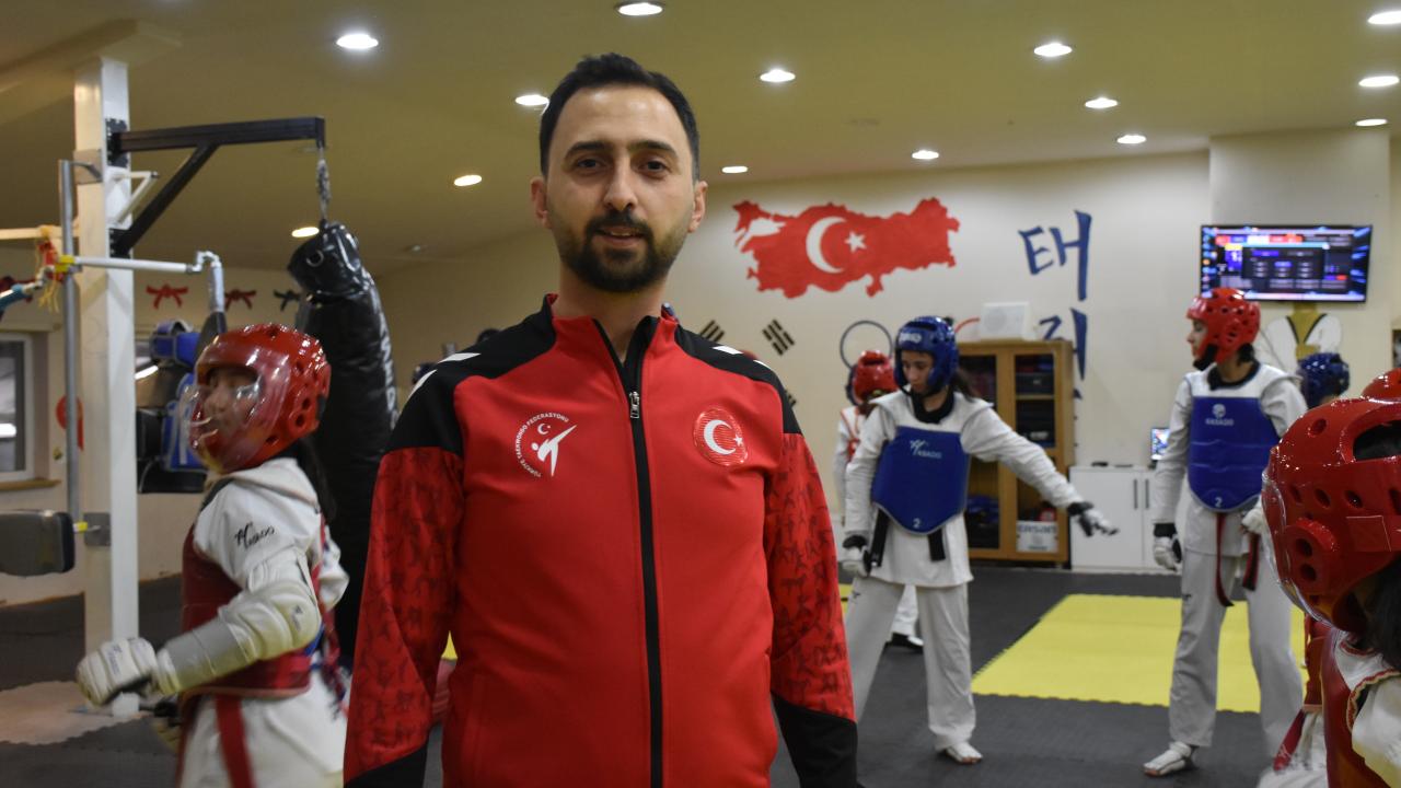 Tekvandocu Polis Şampiyonlar Yetiştiriyor! Görenler Hayran Kalıyor!