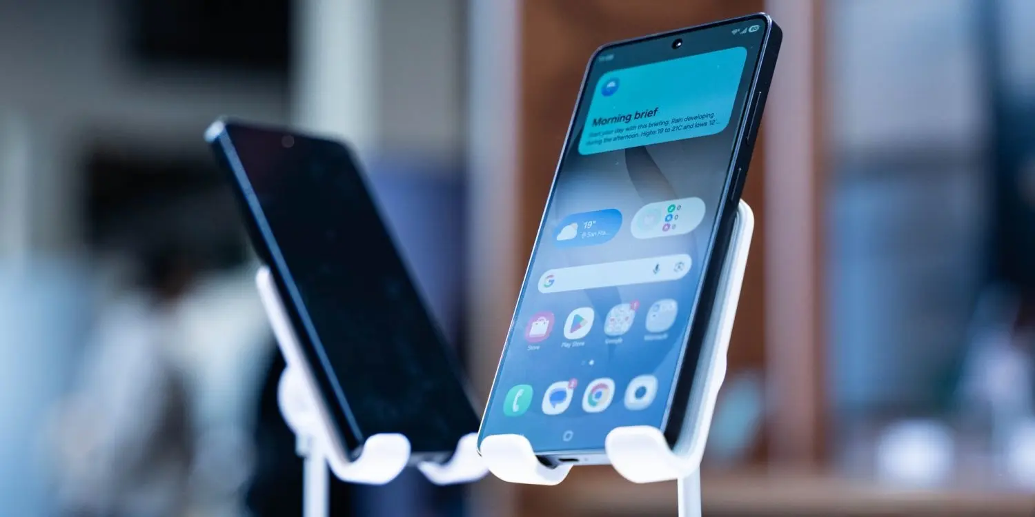 Telefonunda Yanındakiler Ne Görüyor? Samsung'a Xiaomi'den Rakip Geliyor!