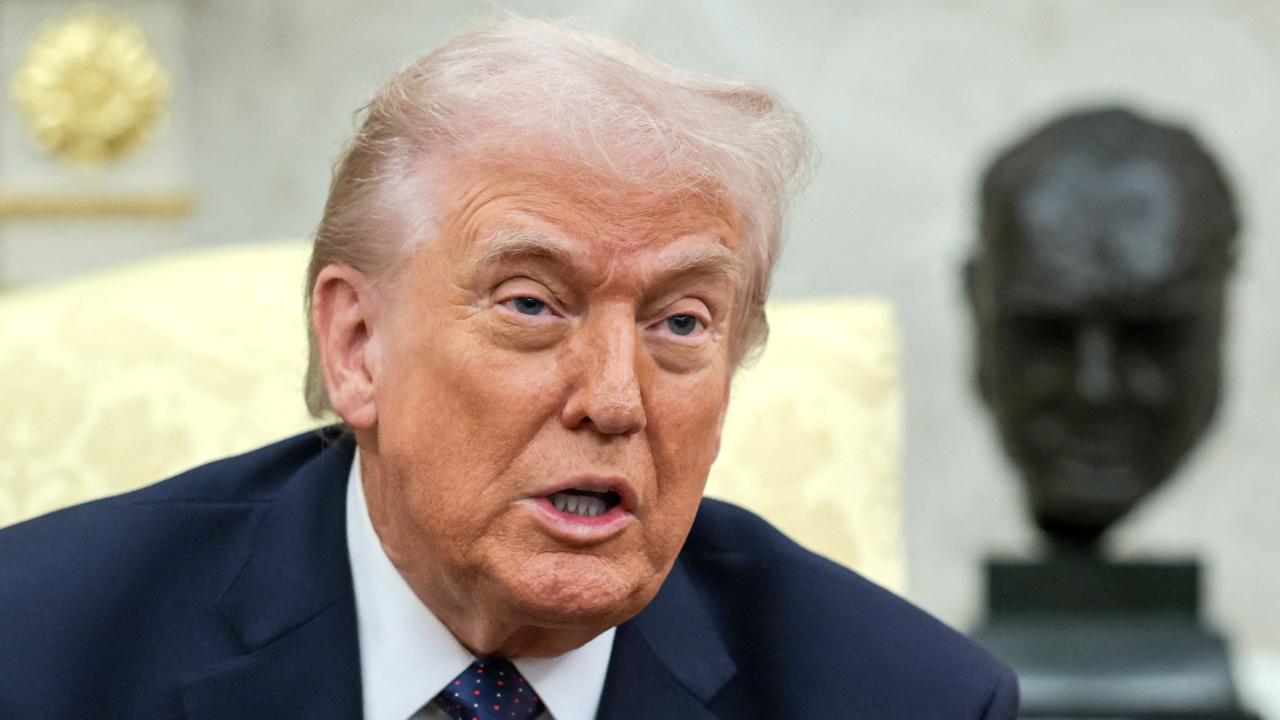 Trump'tan İran'a Hürmüz Boğazı Uyarısı: Hedef Gösterdi
