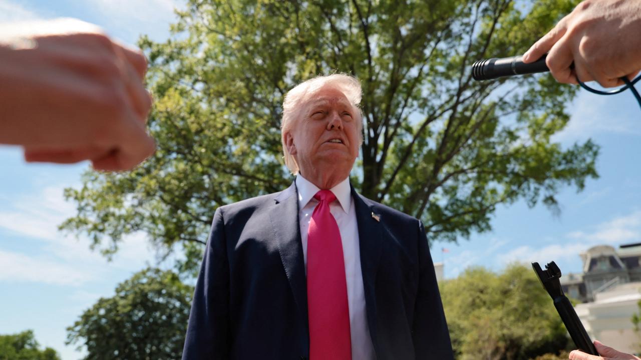 Trump'tan Şok Sözler: İran'la 'Mini Savaş' mı Başladı? Gerilim Tırmanıyor!