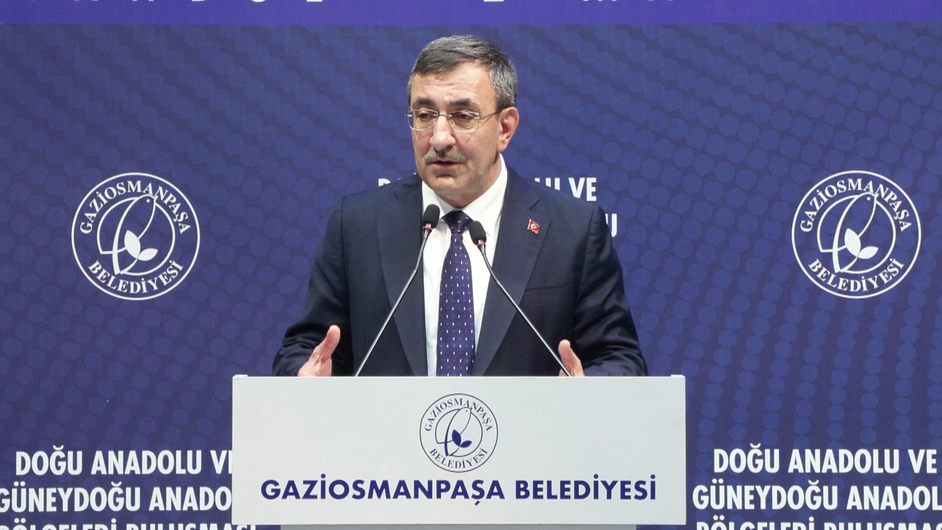Türkiye Ateş Hattından Uzak Mı Kalıyor? Cumhurbaşkanı Yardımcısı Yılmaz'dan Kritik İran Açıklaması!