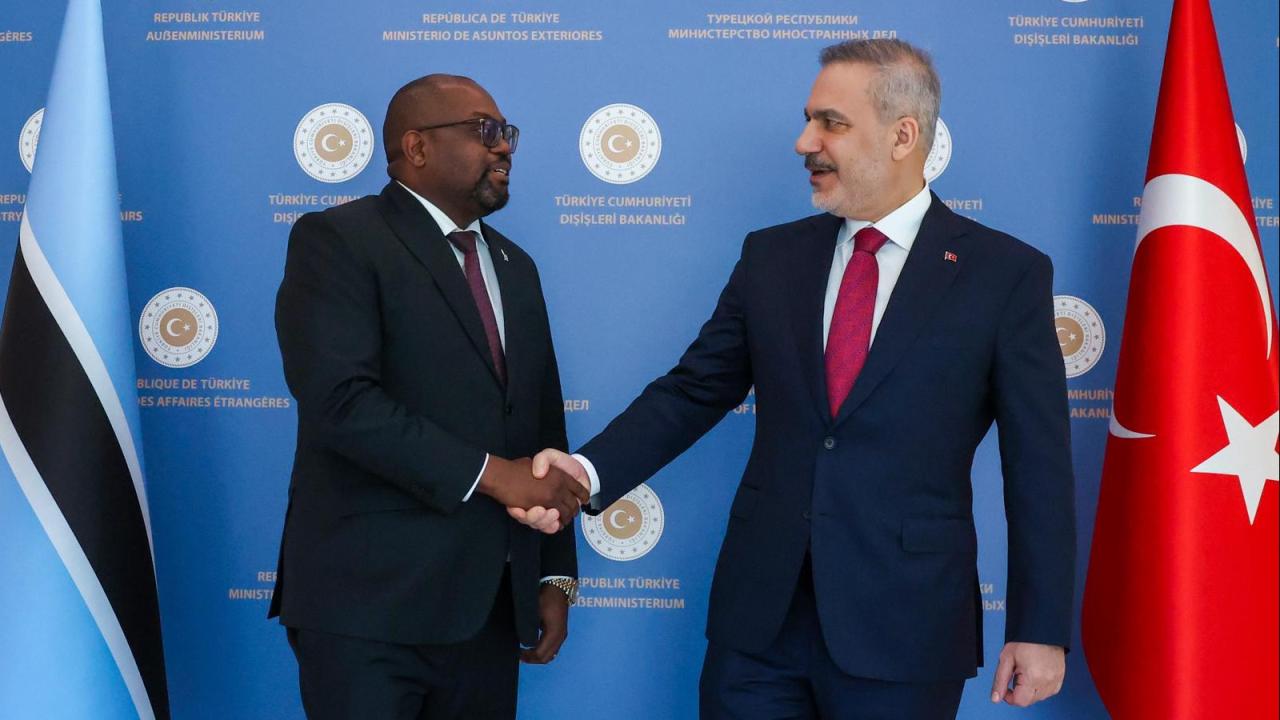 Türkiye-Botsvana Arasında Tarihi Zirve! Fidan ve Butale'den Kritik Görüşme