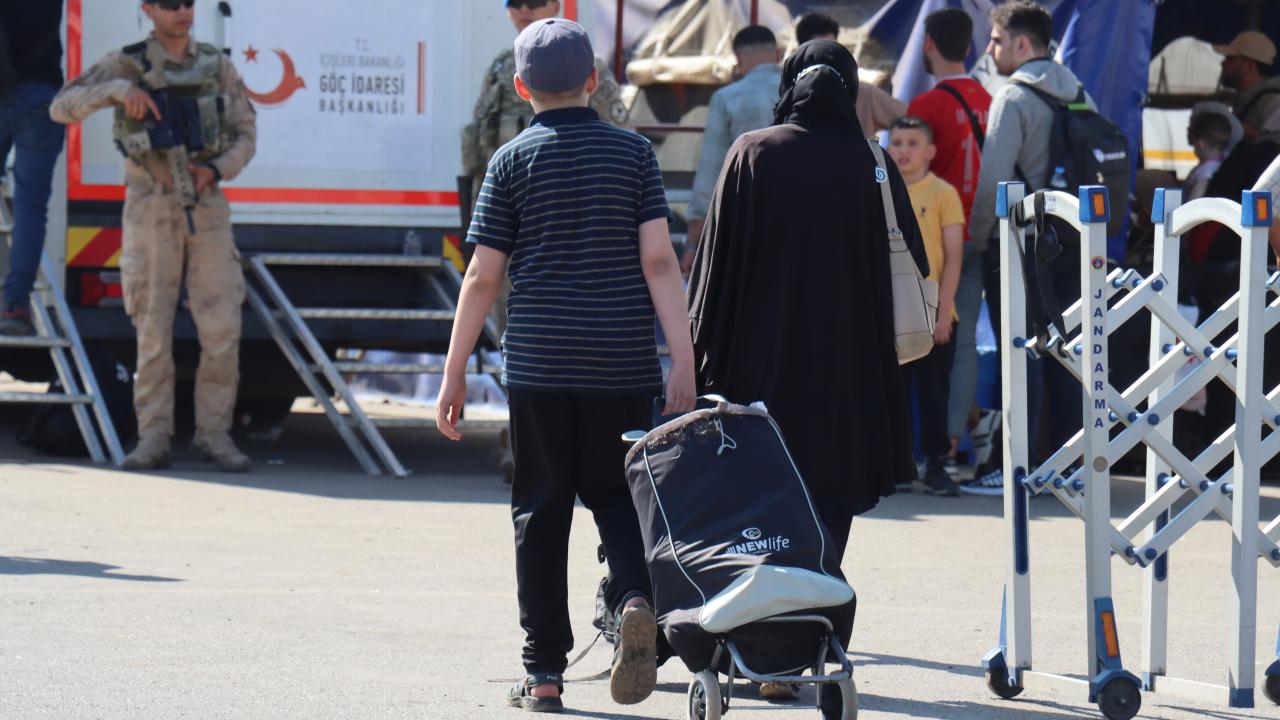 Türkiye'deki Suriyeli Sayısında Şaşırtan Düşüş! İşte Sebepleri...