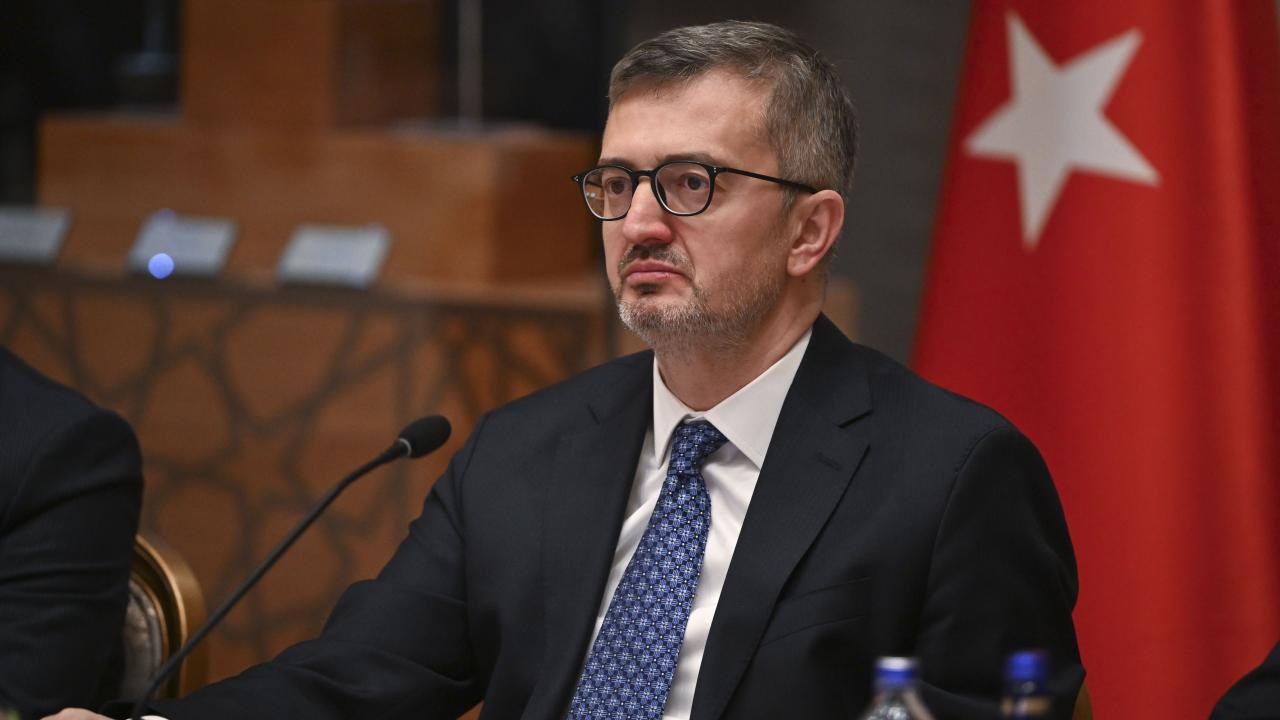 Türkiye'den Kardeş Azerbaycan'a Coşkulu Kutlama! İletişim Başkanı Duran'dan Tarihi Mesaj