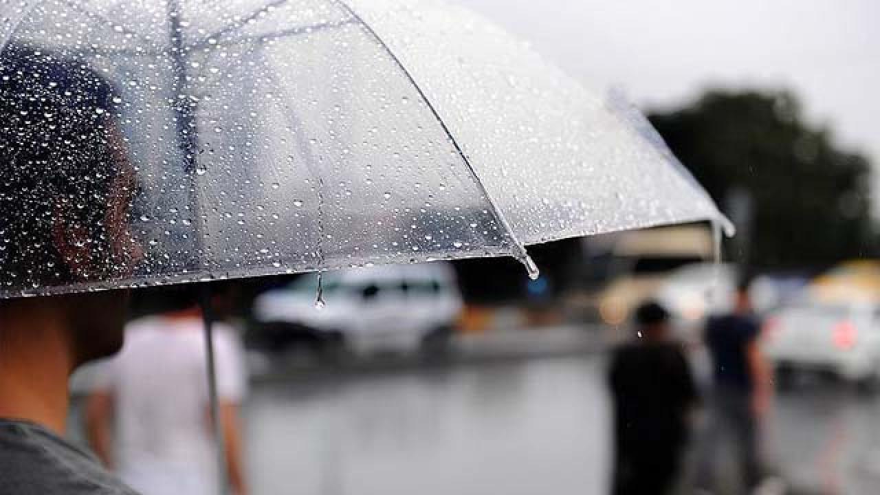 Türkiye'yi Alarmda Tutan Hava Durumu: Hafta Sonu Yağmura Hazır Olun!
