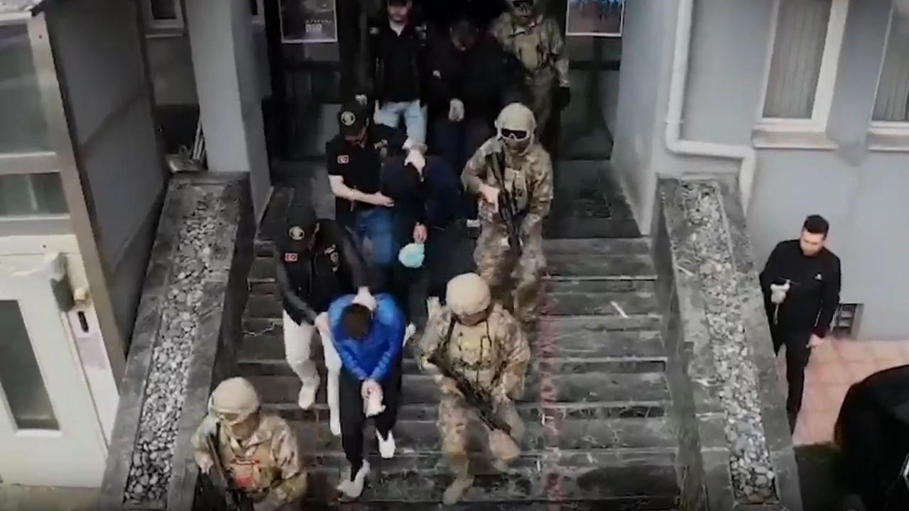 Türkiye'yi Sarsan Operasyon! Suç Örgütlerine Darbe: Milyarlarca Liralık Vurgun Çökertildi!