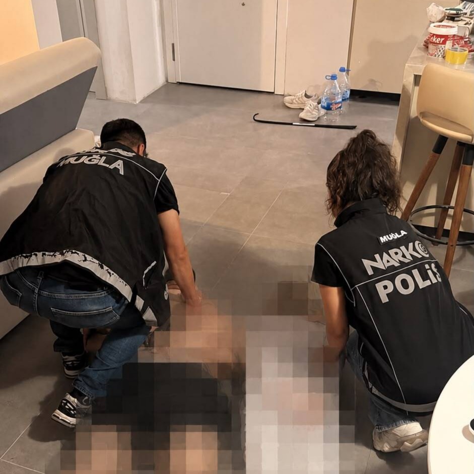 Uluslararası Operasyon: MİT ve Emniyet Bodrum'da Kırmızı Bültenle Aranan Şüpheliyi Yakaladı