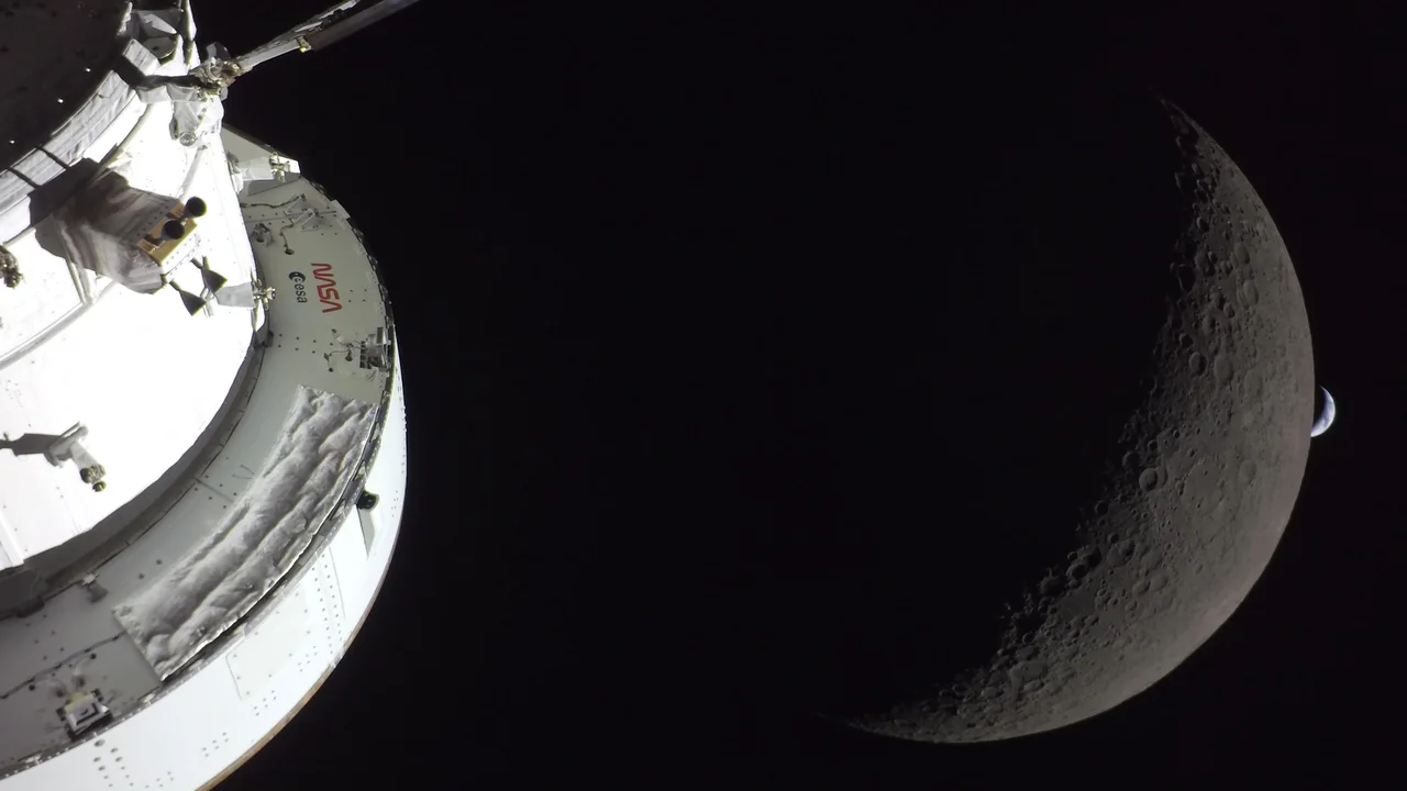 Uzaydan Selam Var! Astronotların Objektifinden 12 Bin Muhteşem Kare Yayınlandı!