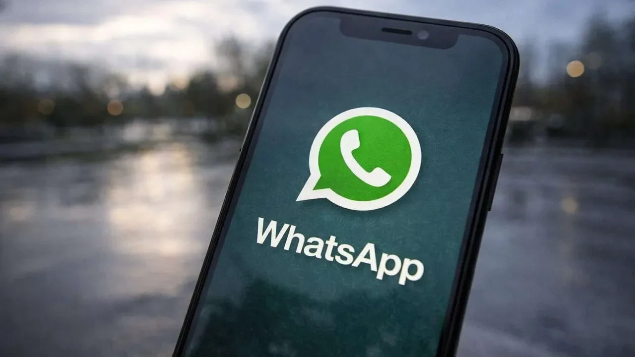 WhatsApp'tan Casus Filmlerine Özel Yenilik! Mesajlar Okunduktan Sonra Buhar Oluyor!