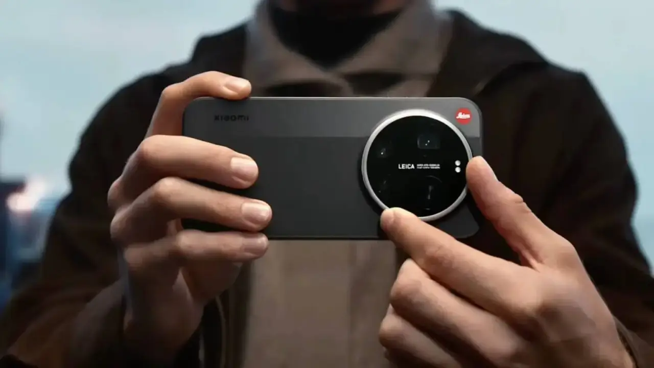 Xiaomi'den Şarj Derdine Son! 8500 mAh'lık Canavar Bataryalı Telefon Geliyor!