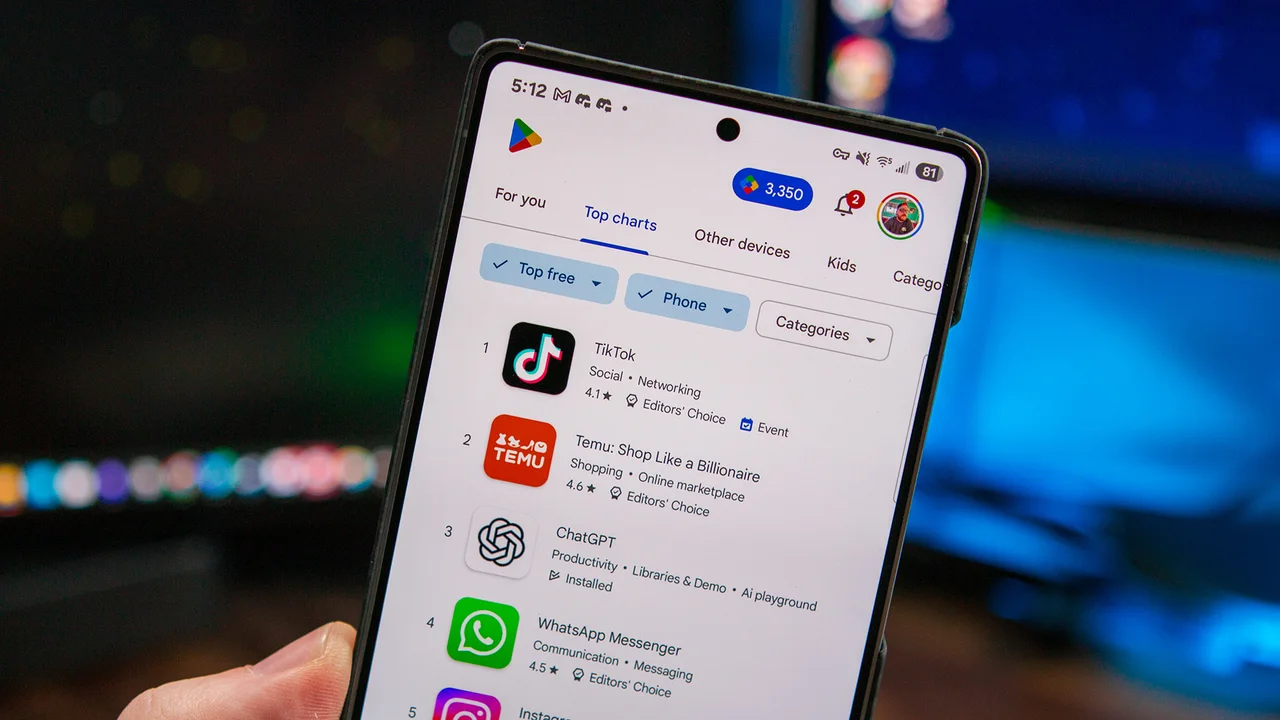 Yapay Zeka Faciası: Google'dan Çıplaklık Uygulamalarına Şok Baskın!