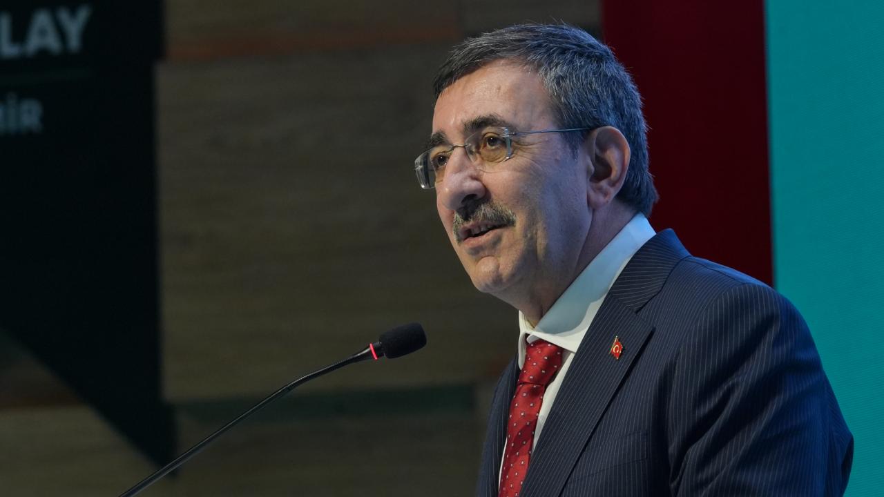 Yatırımcılar Bayram Edecek! Cevdet Yılmaz'dan Türkiye'yi Uçuracak Müjde!