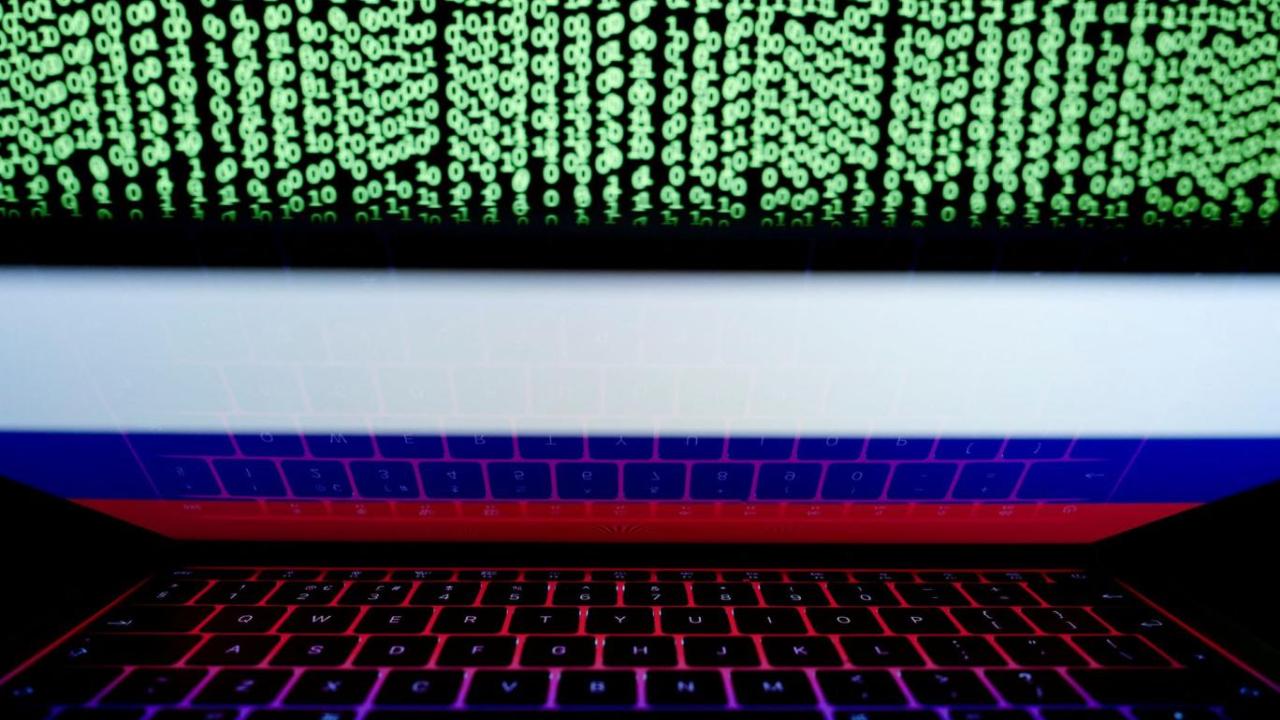 Yunanistan Alarmda! Rus Hackerlar Orduyu Felç mi Etti? Genelkurmay'a Sızma Şoku!