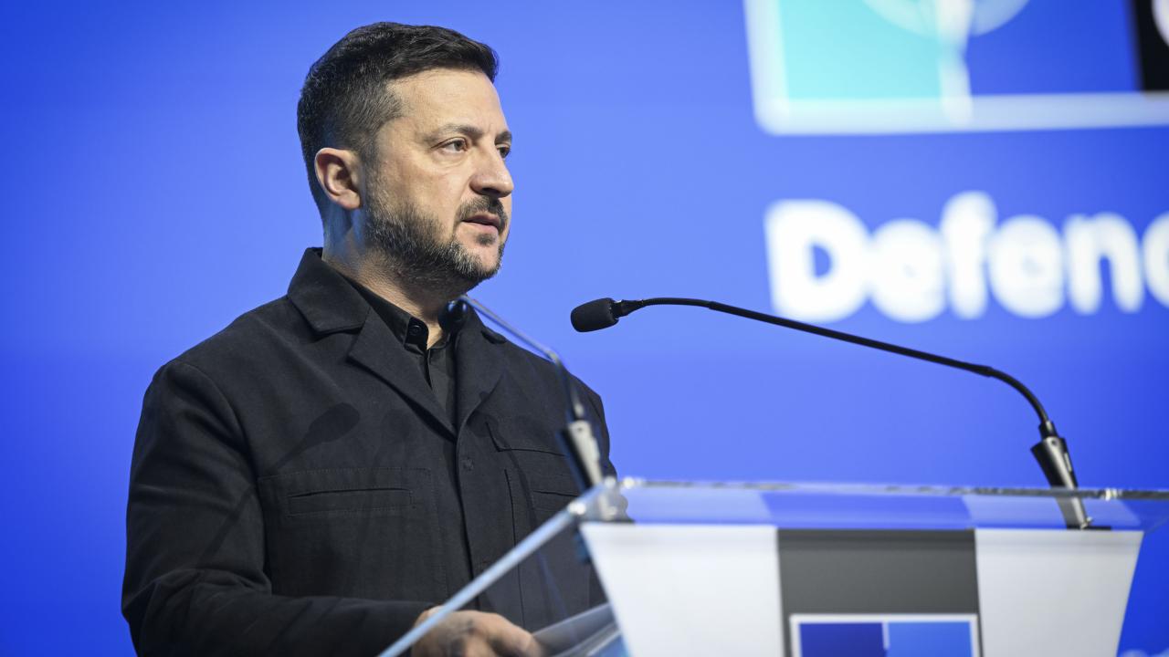 Zelenski'den NATO'ya Çağrı: Kolektif Savunma Vurgusu